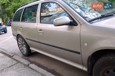 Універсал Skoda Octavia 2004 в Трускавці