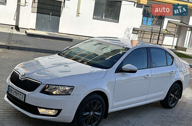 Лифтбек Skoda Octavia 2016 в Виннице