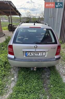 Универсал Skoda Octavia 2002 в Звенигородке