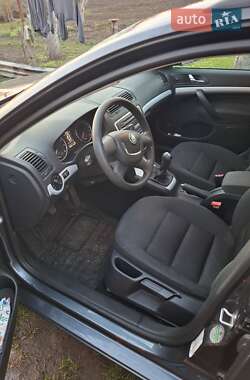 Універсал Skoda Octavia 2011 в 