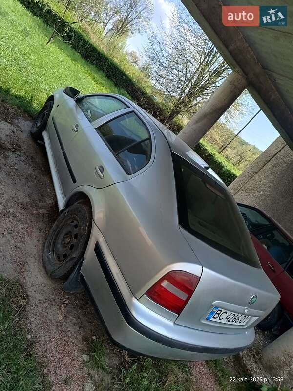 Лифтбек Skoda Octavia 1997 в Жовкве фото 3 Лифтбек Skoda Octavia 1997 в Жовкве