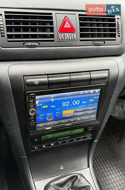 Універсал Skoda Octavia 2010 в 
