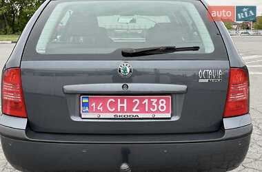 Універсал Skoda Octavia 2010 в 