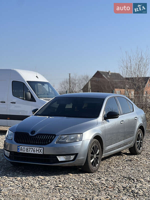 Лифтбек Skoda Octavia 2013 в Хусте