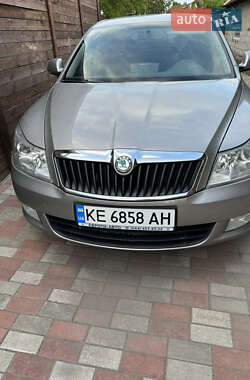 Лифтбек Skoda Octavia 2012 в 
