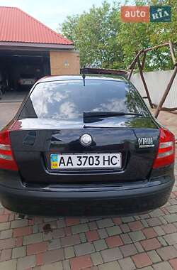 Лифтбек Skoda Octavia 2008 в 