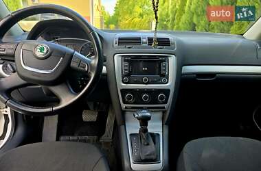 Ліфтбек Skoda Octavia 2012 в 