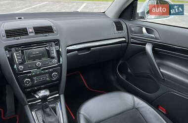 Універсал Skoda Octavia 2012 в 