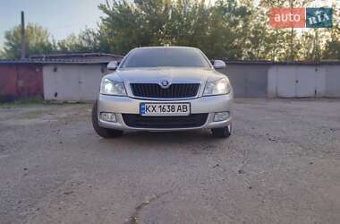 Лифтбек Skoda Octavia 2011 в 