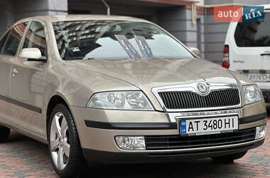 Лифтбек Skoda Octavia 2005 в 