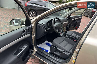 Лифтбек Skoda Octavia 2005 в 