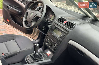 Лифтбек Skoda Octavia 2005 в 