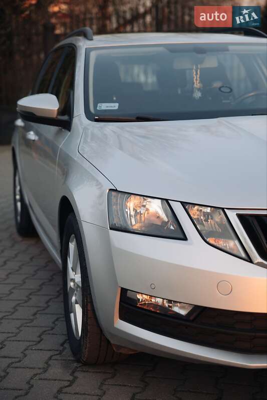 Універсал Skoda Octavia 2020 в Києві