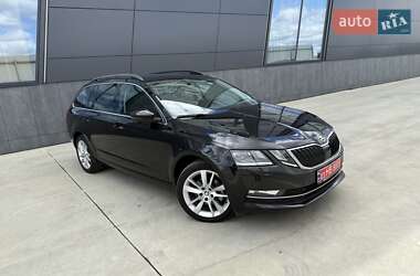 Універсал Skoda Octavia 2017 в 