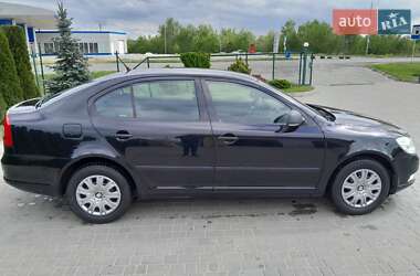 Ліфтбек Skoda Octavia 2013 в 