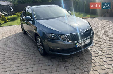 Ліфтбек Skoda Octavia 2018 в 