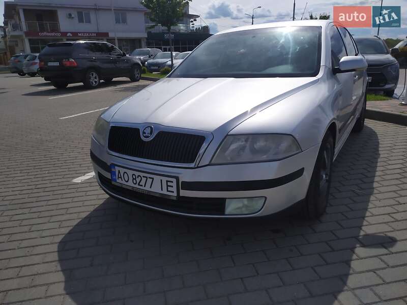 Ліфтбек Skoda Octavia 2005 в 