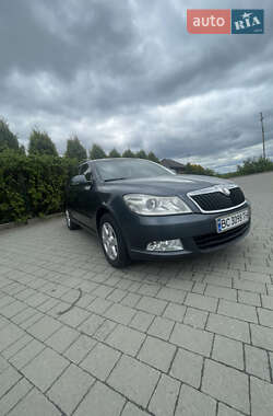 Универсал Skoda Octavia 2009 в 