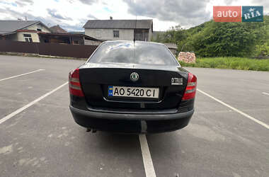 Лифтбек Skoda Octavia 2006 в 