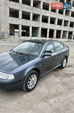 Лифтбек Skoda Octavia 2008 в 