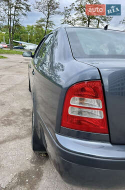 Лифтбек Skoda Octavia 2008 в 