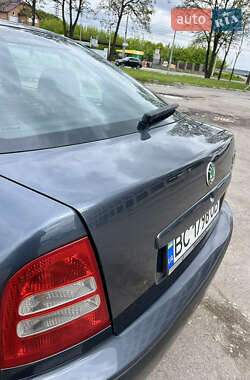 Лифтбек Skoda Octavia 2008 в 