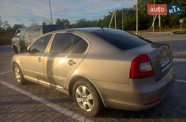 Лифтбек Skoda Octavia 2011 в 