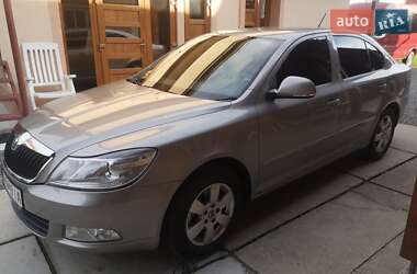 Лифтбек Skoda Octavia 2011 в 