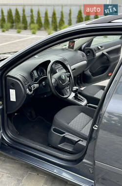 Універсал Skoda Octavia 2012 в 