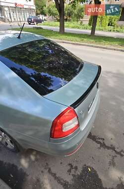 Лифтбек Skoda Octavia 2011 в 