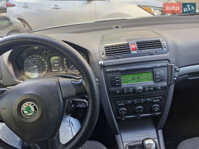 Универсал Skoda Octavia 2008 в Одессе