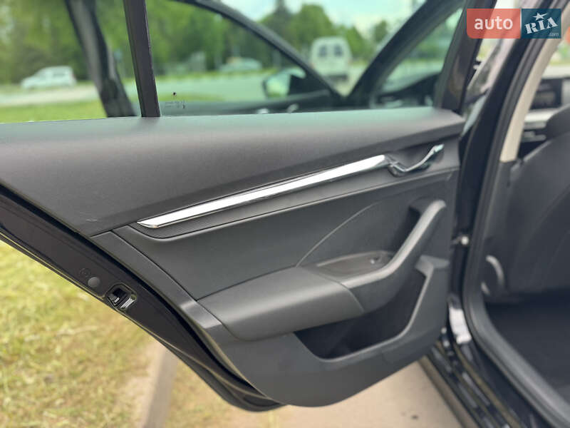 Лифтбек Skoda Octavia 2020 в Дубно