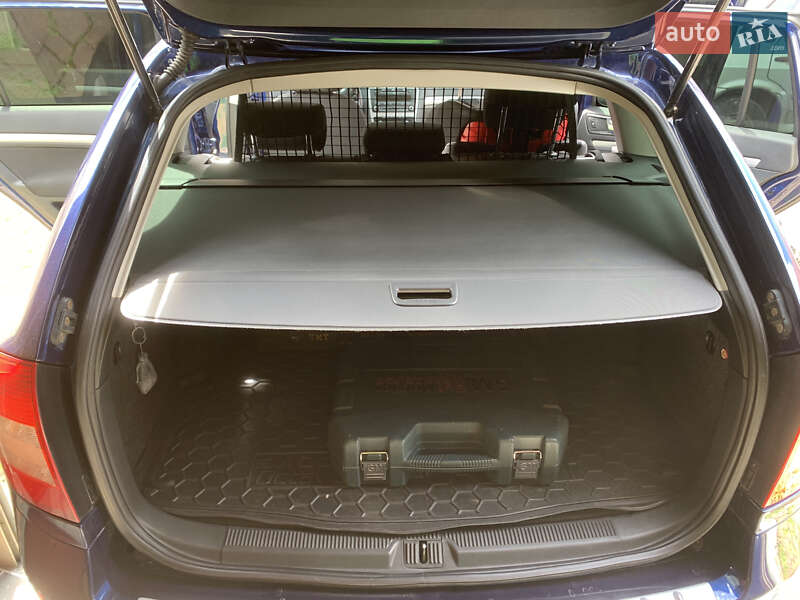 Универсал Skoda Octavia 2009 в Мукачево