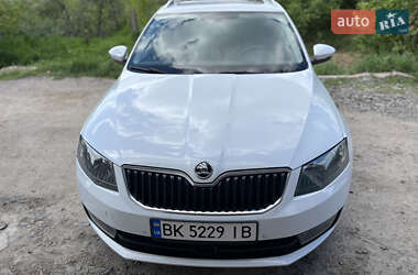 Универсал Skoda Octavia 2016 в Ровно