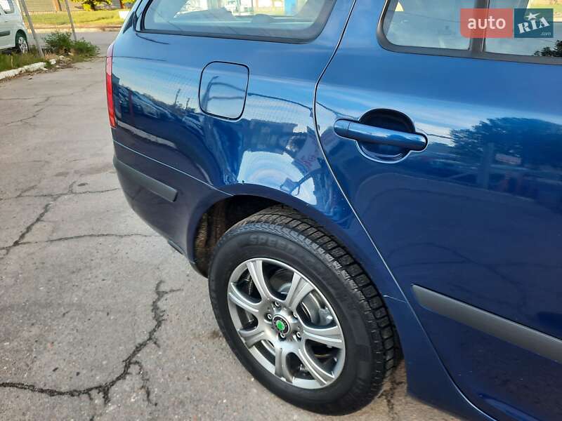 Универсал Skoda Octavia 2007 в Полтаве
