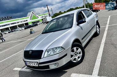 Лифтбек Skoda Octavia 2006 в 