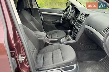 Лифтбек Skoda Octavia 2010 в 