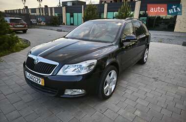 Універсал Skoda Octavia 2012 в 