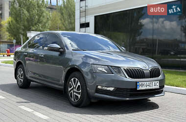 Лифтбек Skoda Octavia 2019 в Одессе