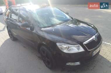 Универсал Skoda Octavia 2011 в Чернигове