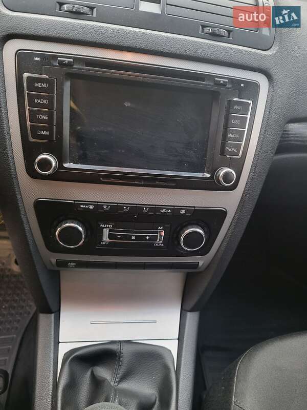 Лифтбек Skoda Octavia 2010 в Хмельницком