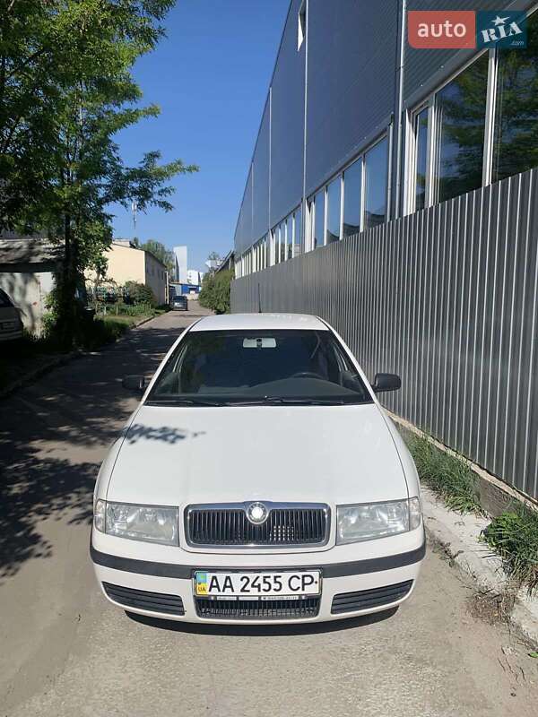 Ліфтбек Skoda Octavia 2001 в Києві