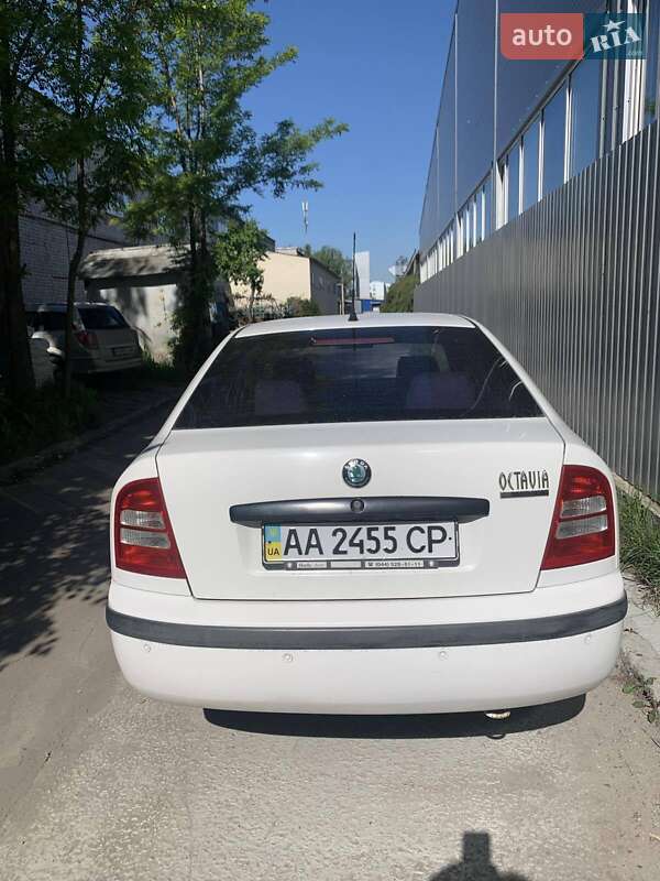 Ліфтбек Skoda Octavia 2001 в Києві