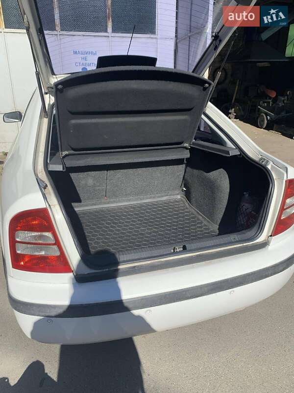 Ліфтбек Skoda Octavia 2001 в Києві