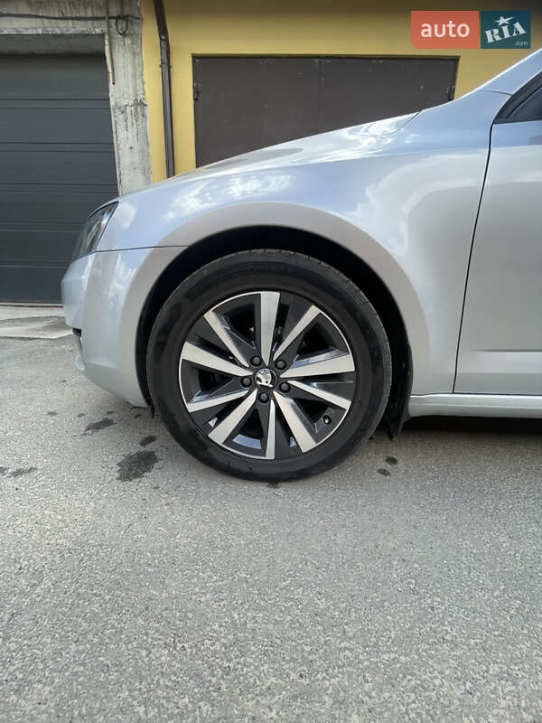 Універсал Skoda Octavia 2014 в Києві