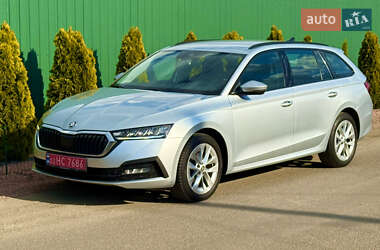 Универсал Skoda Octavia 2021 в 