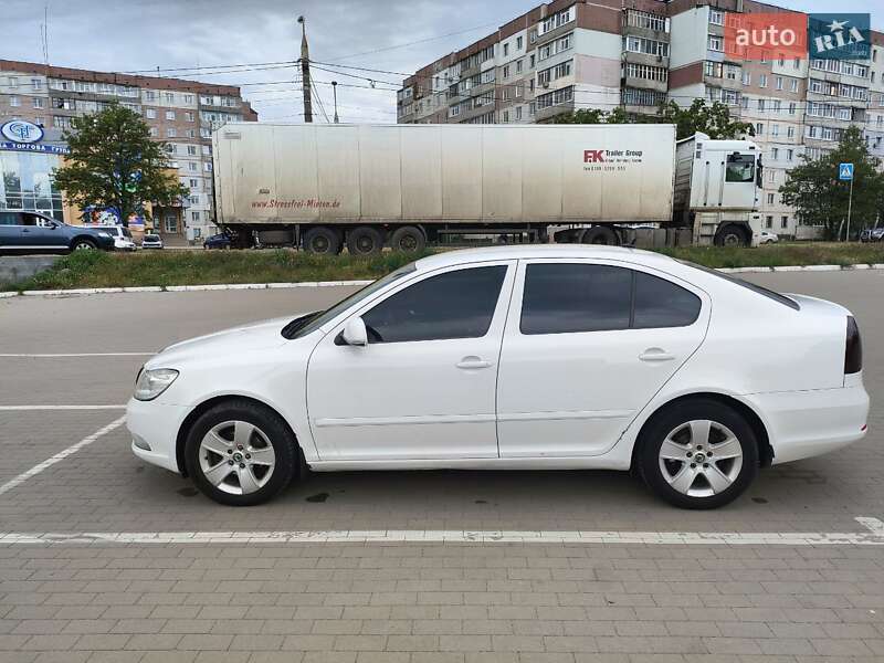 Ліфтбек Skoda Octavia 2010 в Сумах