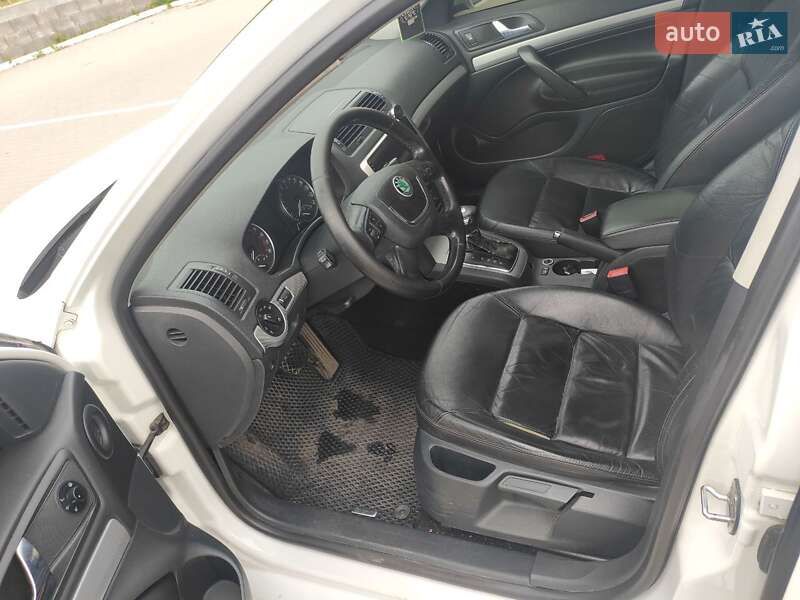 Ліфтбек Skoda Octavia 2010 в Сумах