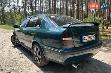 Ліфтбек Skoda Octavia 1998 в 