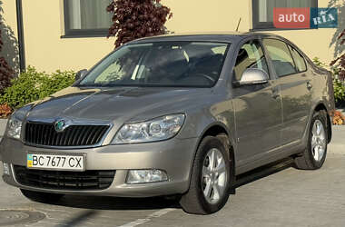 Лифтбек Skoda Octavia 2013 в 